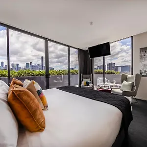 https://sage-hotel-james-street.queenslandhotels.net
